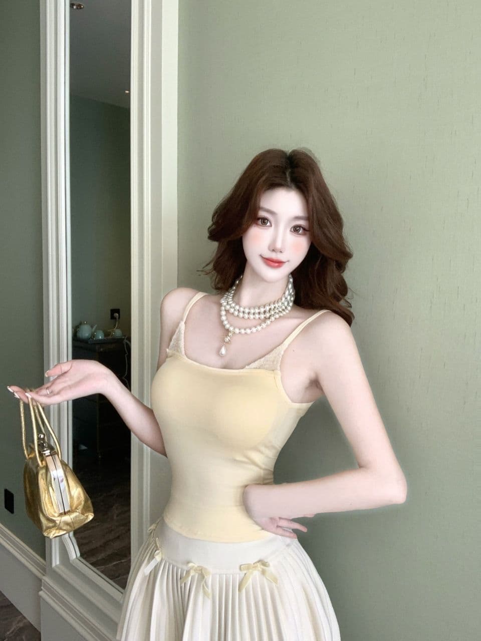 여름 새로운 핫걸 바람 스팽글 패치워크 캐미솔 몸매 가꾸기 슬림해 보이는 여성 고정 벨트 가슴 패드 의류 상세 이미지 7