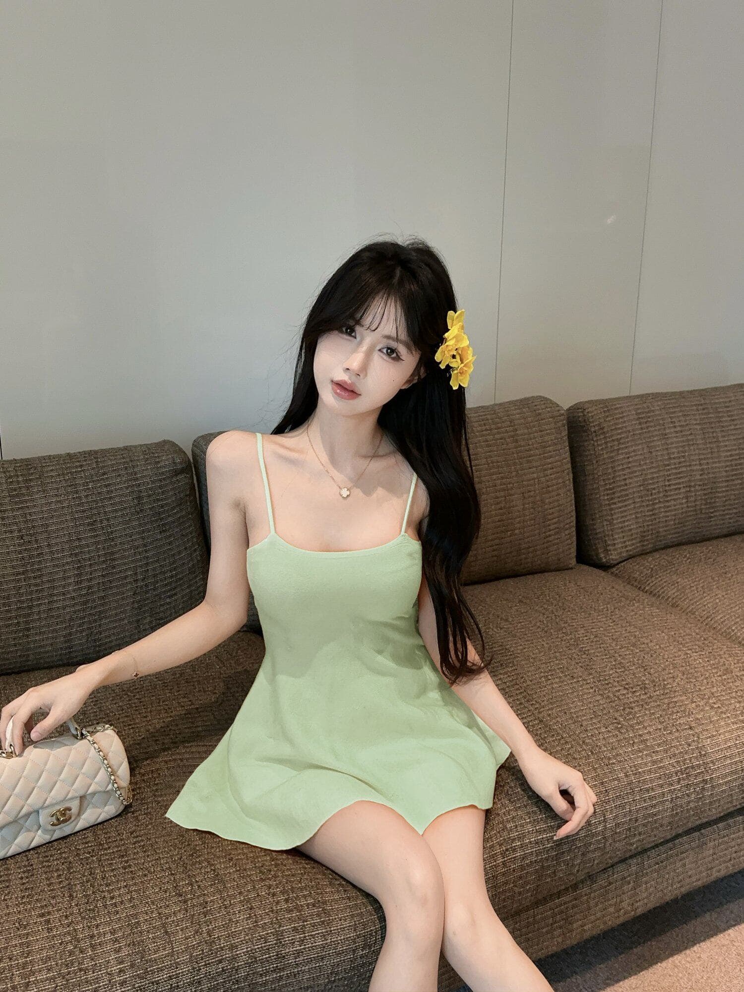 한 부서 휴가 바람 순수한 욕망 섹시함 오프숄더 낮은 가슴 캐미솔 여름 핫걸 허리 수축 슬림해 보이는 민소매 맨위 여성 상세 이미지 23