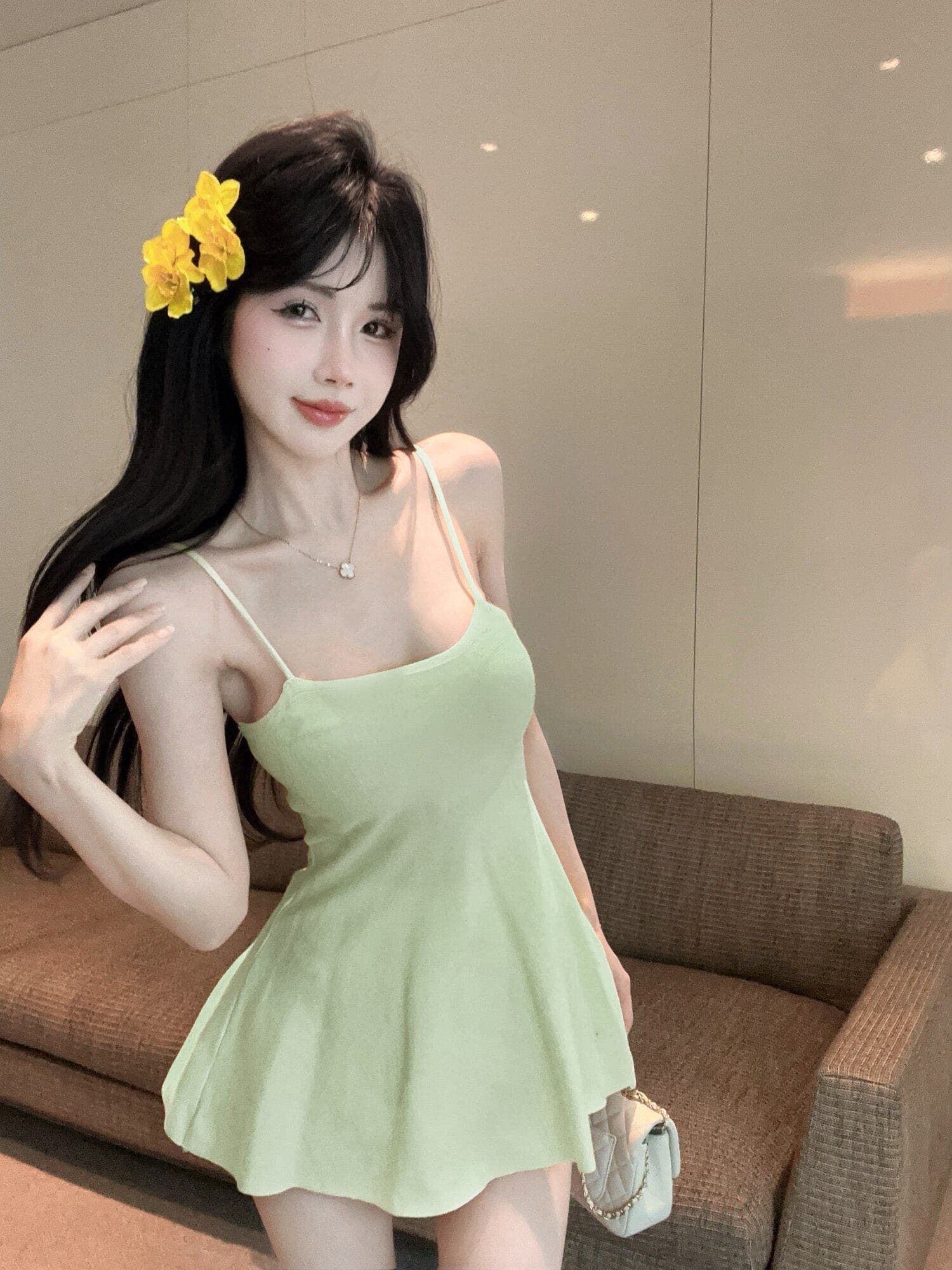 한 부서 휴가 바람 순수한 욕망 섹시함 오프숄더 낮은 가슴 캐미솔 여름 핫걸 허리 수축 슬림해 보이는 민소매 맨위 여성 상세 이미지 28