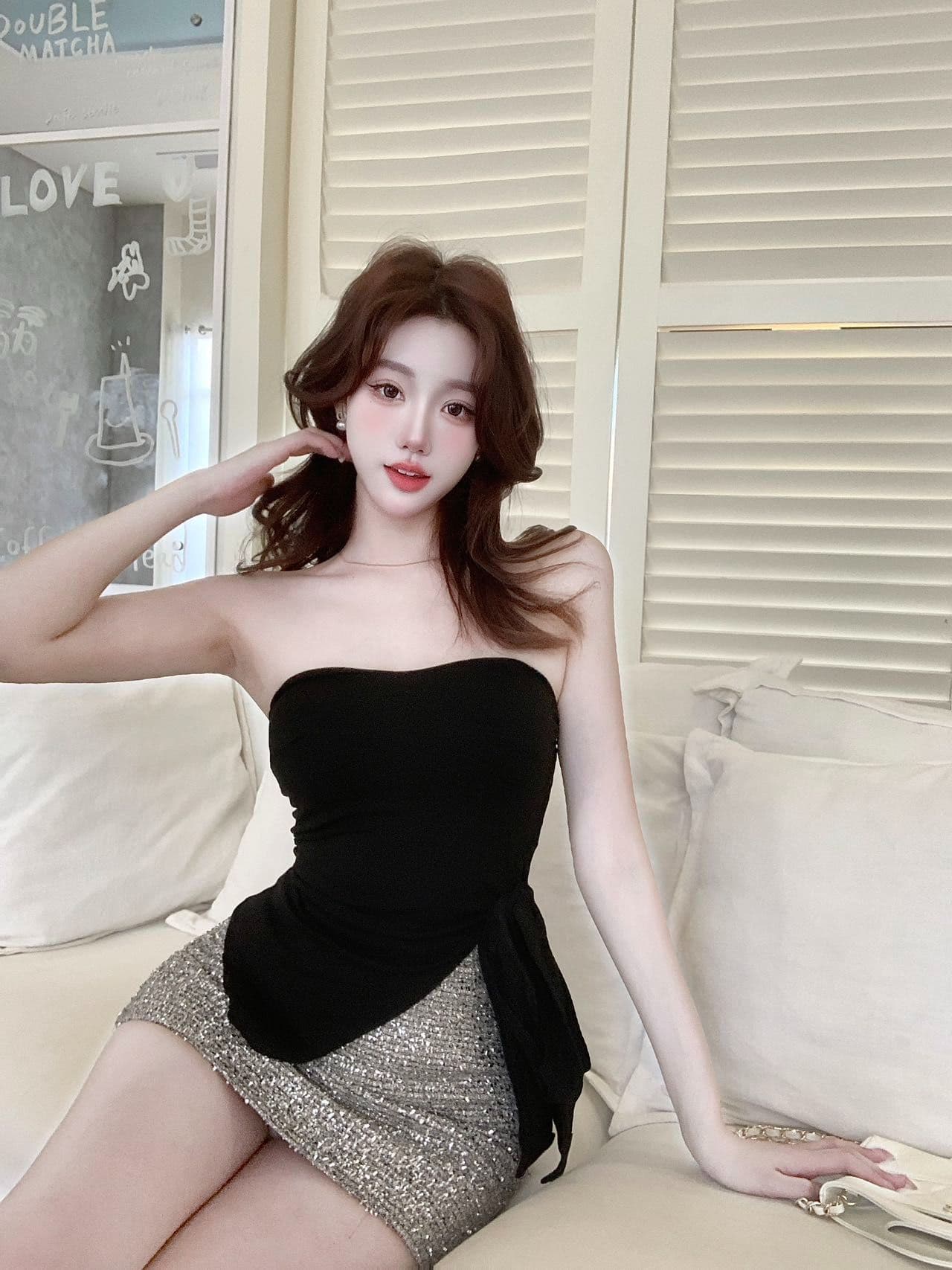 달콤한 핫걸 불규칙 허리 수축 단색 튜브탑 조끼 새로운 아메리칸 레트로 몸매 가꾸기 아름다움 뒤쪽에 의류 상세 이미지 9