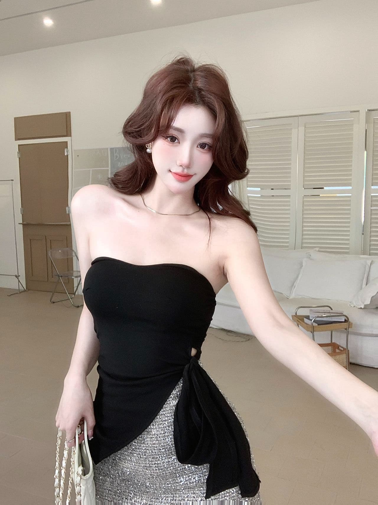 달콤한 핫걸 불규칙 허리 수축 단색 튜브탑 조끼 새로운 아메리칸 레트로 몸매 가꾸기 아름다움 뒤쪽에 의류 상세 이미지 11