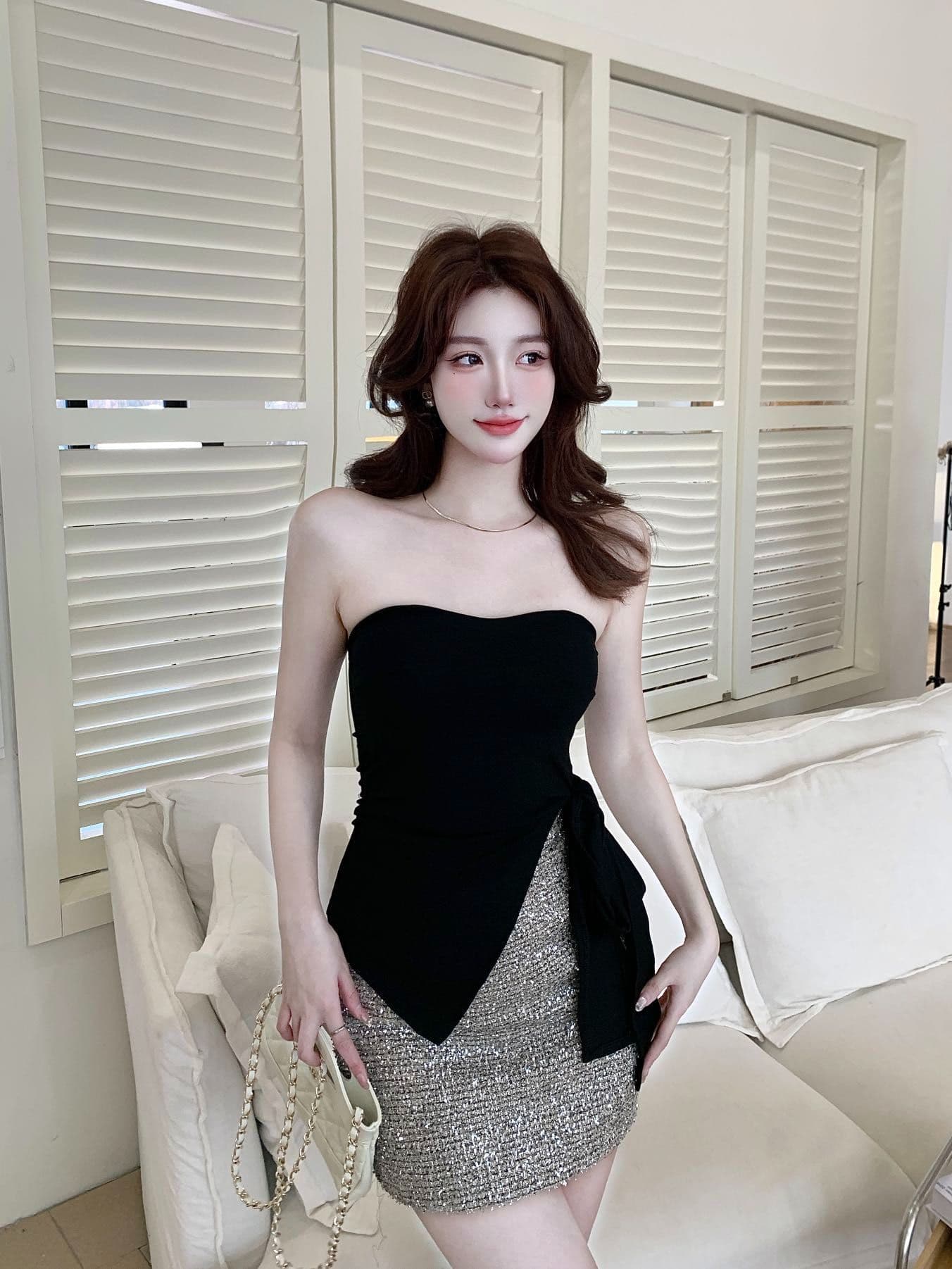 달콤한 핫걸 불규칙 허리 수축 단색 튜브탑 조끼 새로운 아메리칸 레트로 몸매 가꾸기 아름다움 뒤쪽에 의류 상세 이미지 12
