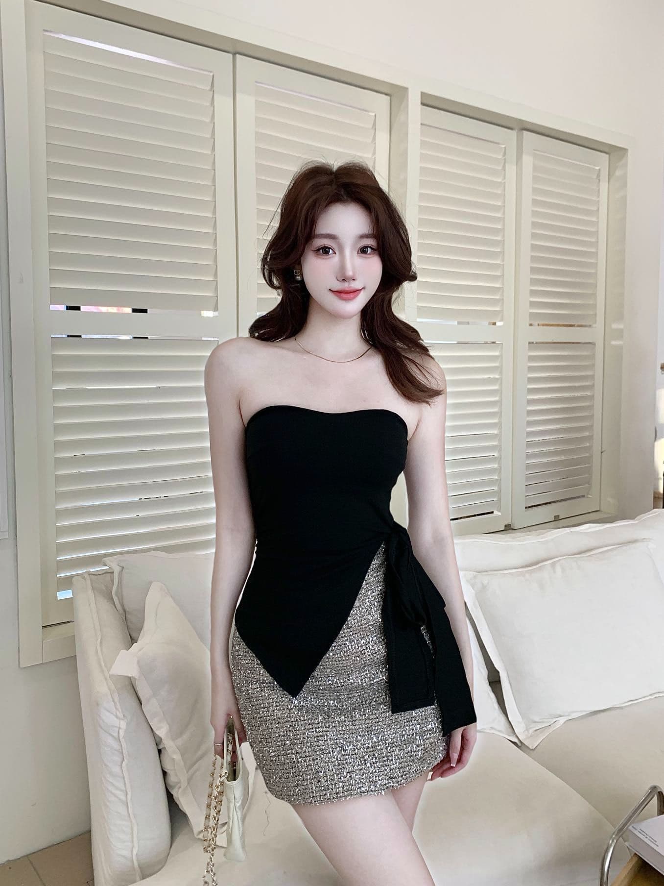 달콤한 핫걸 불규칙 허리 수축 단색 튜브탑 조끼 새로운 아메리칸 레트로 몸매 가꾸기 아름다움 뒤쪽에 의류 상세 이미지 14