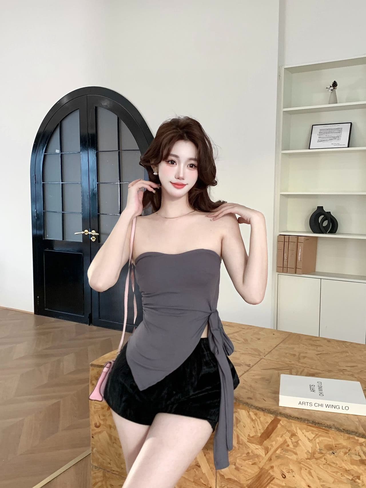 달콤한 핫걸 불규칙 허리 수축 단색 튜브탑 조끼 새로운 아메리칸 레트로 몸매 가꾸기 아름다움 뒤쪽에 의류 상세 이미지 28
