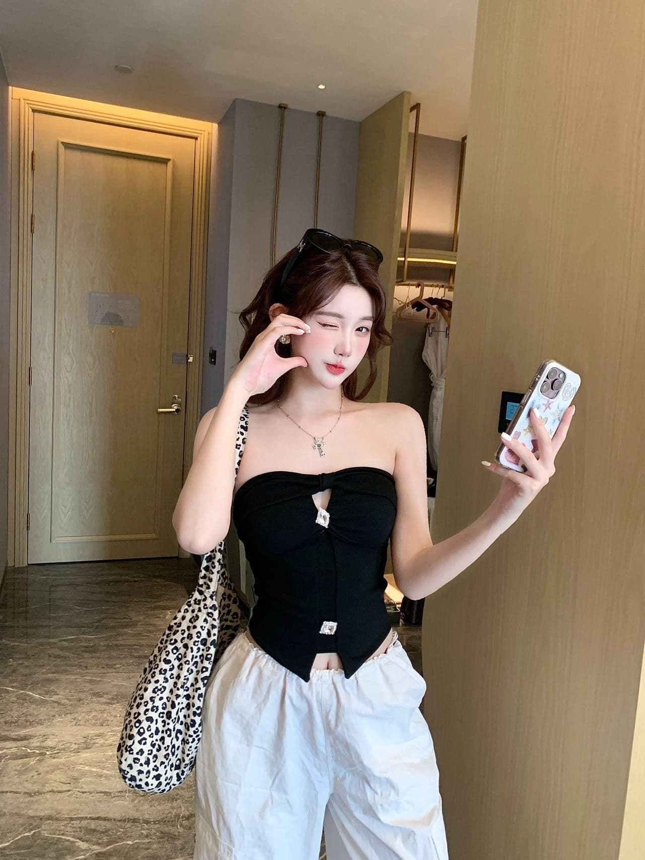 벨트 가슴 패드 작은 샤넬 스타일 명문 여성 다이아몬드 세팅 캐미솔 오프숄더 튜브탑 작은 맨위 만나는 인사이드 가져 가라. 상세 이미지 5