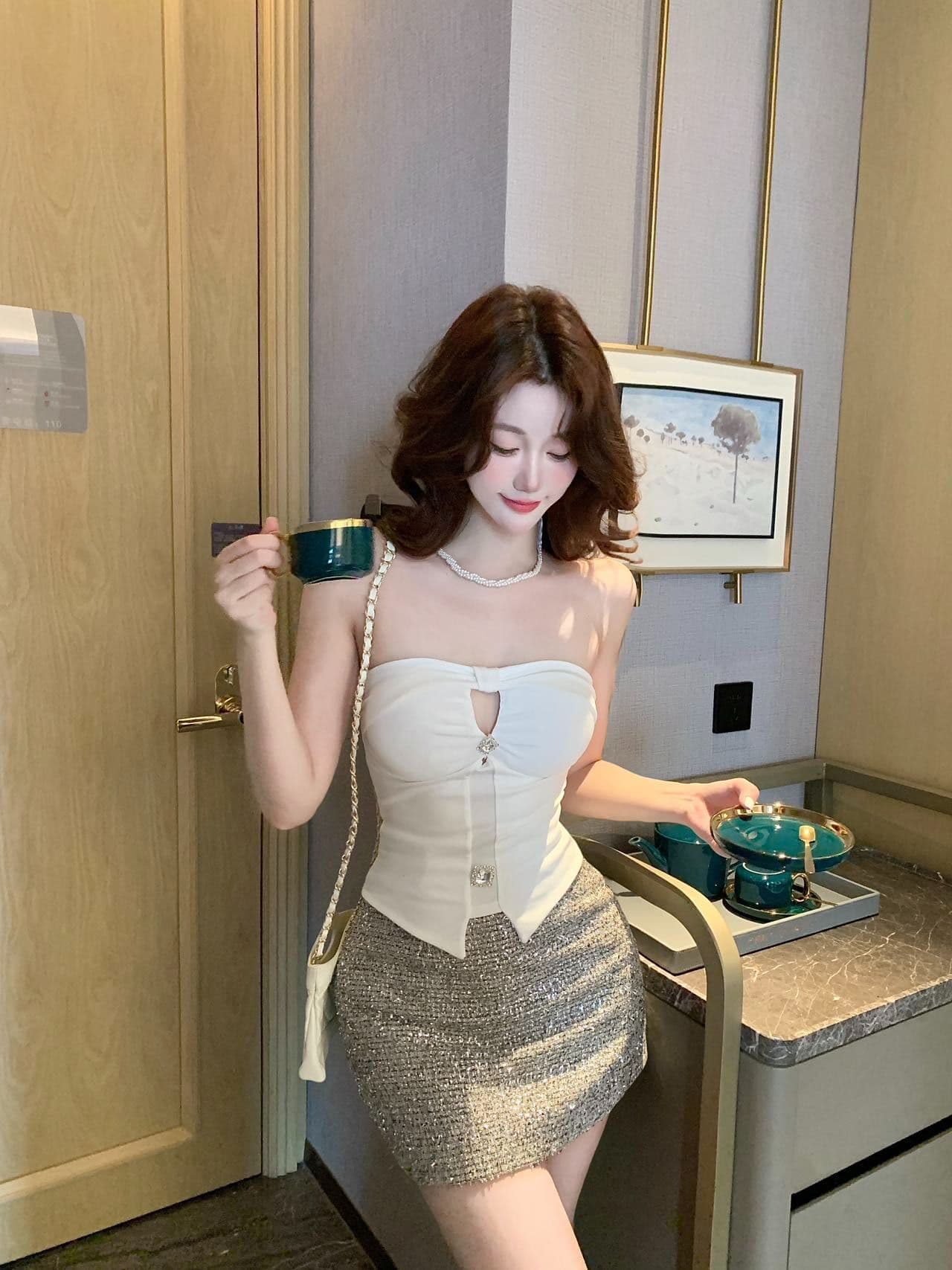 벨트 가슴 패드 작은 샤넬 스타일 명문 여성 다이아몬드 세팅 캐미솔 오프숄더 튜브탑 작은 맨위 만나는 인사이드 가져 가라. 상세 이미지 11