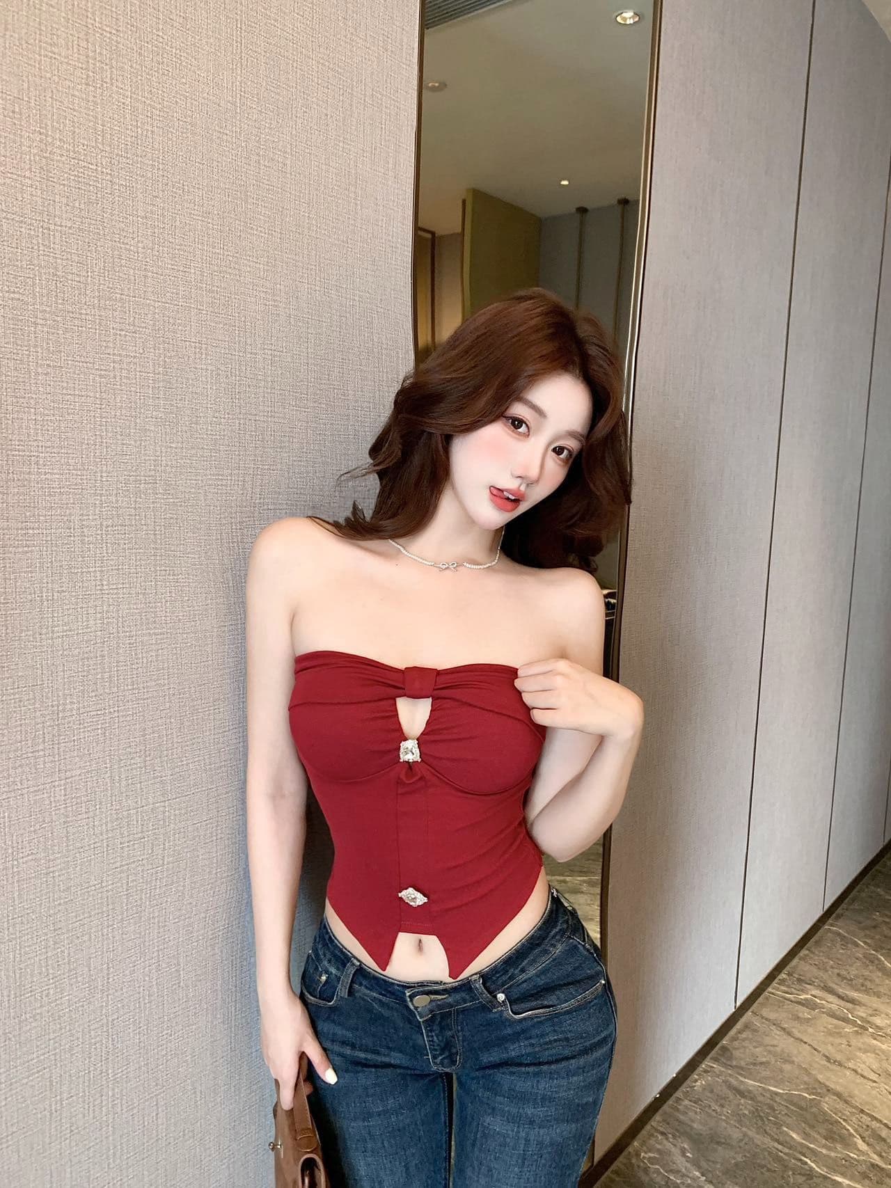 벨트 가슴 패드 작은 샤넬 스타일 명문 여성 다이아몬드 세팅 캐미솔 오프숄더 튜브탑 작은 맨위 만나는 인사이드 가져 가라. 상세 이미지 16