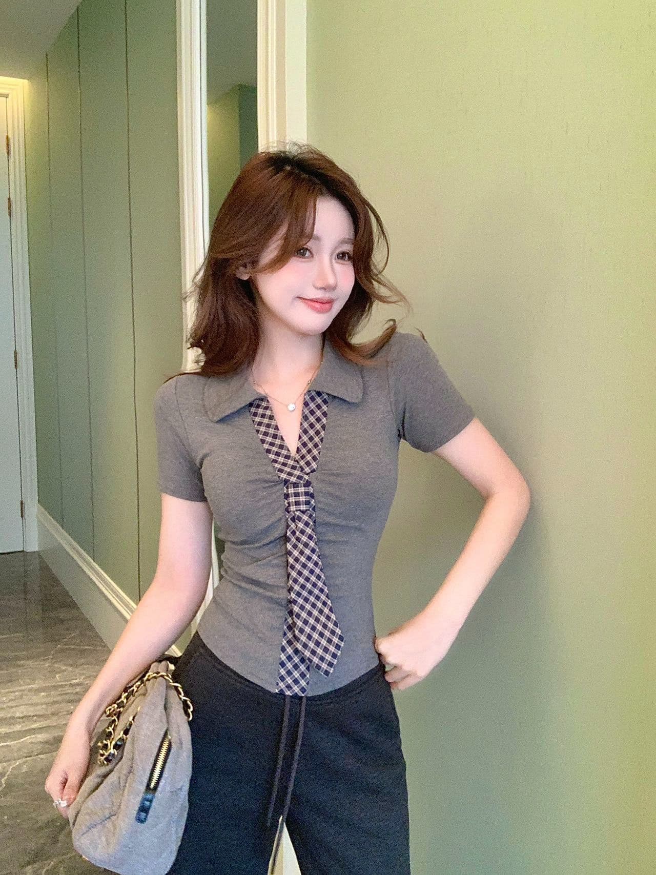 한 부서 체크무늬 넥타이 반팔 몸매 가꾸기 셔츠 티셔츠 여성 봄 여름 인사이드 가져 가라. 수 있습니다. 외출용 벨트 가슴 패드 핫걸 바람 맨위 상세 이미지 12