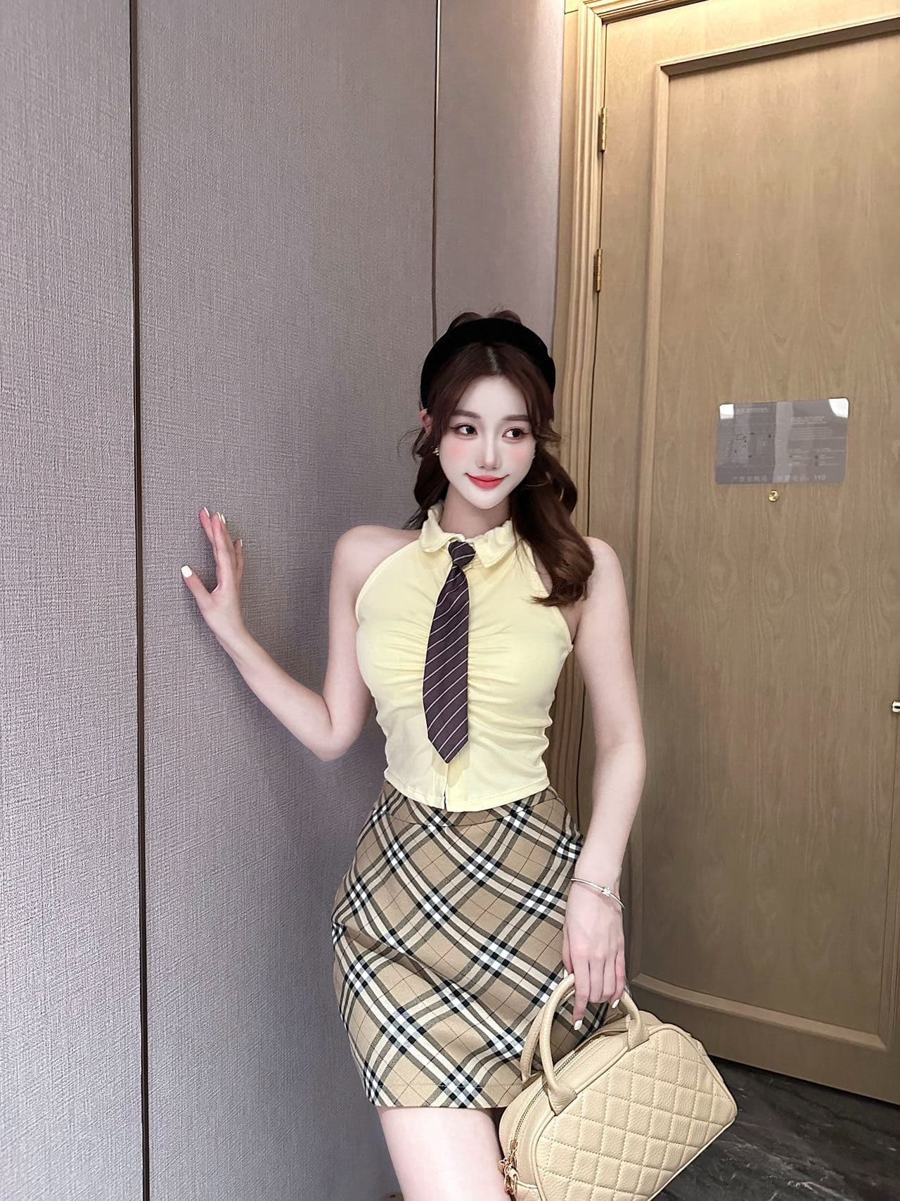 polo 체크무늬 넥타이 조끼 벨트 가슴 패드 학원 스타일 연령 감소 페이크 레이어드 민소매 티셔츠 여성 상세 이미지 9