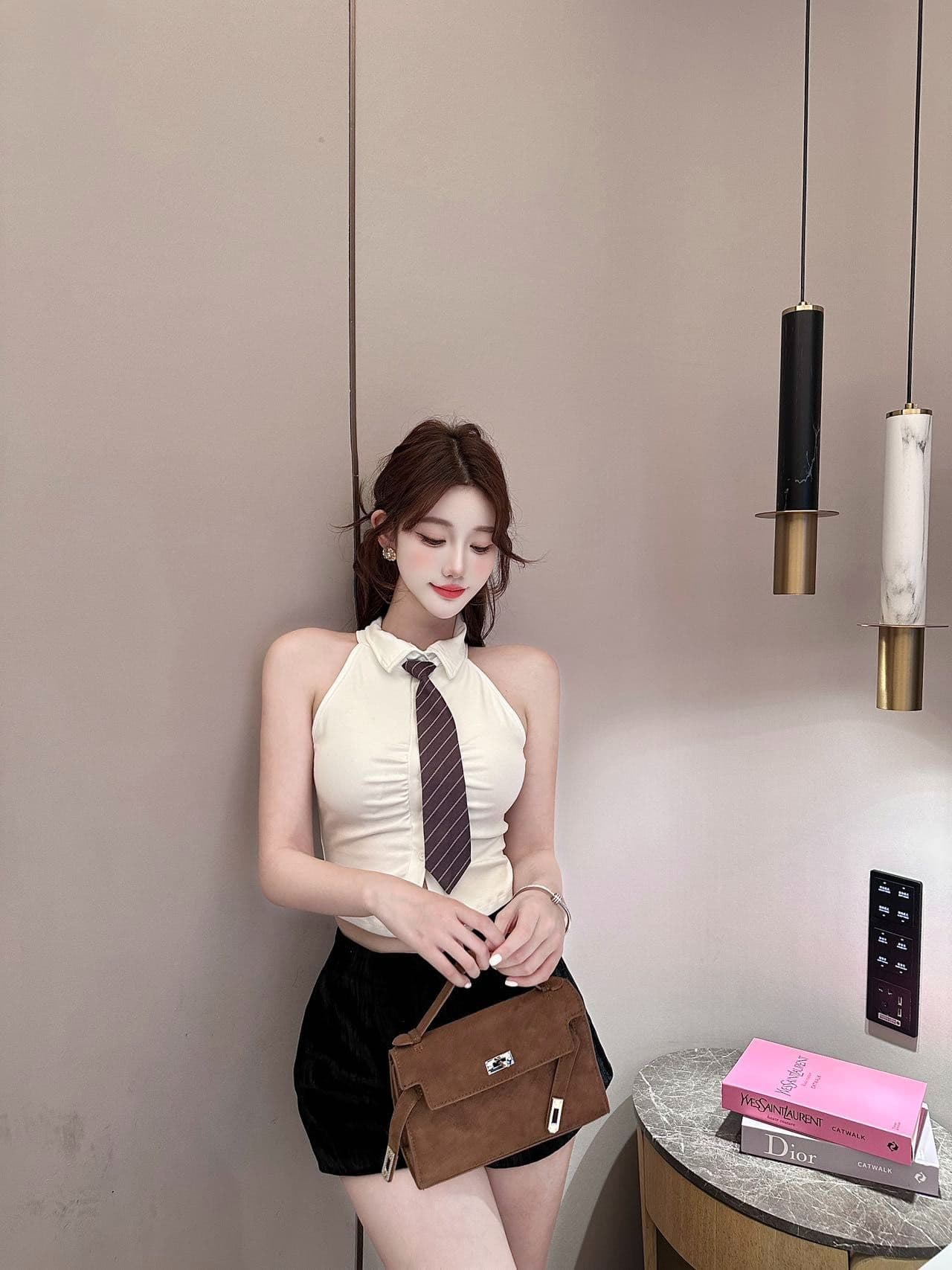 polo 체크무늬 넥타이 조끼 벨트 가슴 패드 학원 스타일 연령 감소 페이크 레이어드 민소매 티셔츠 여성 상세 이미지 26