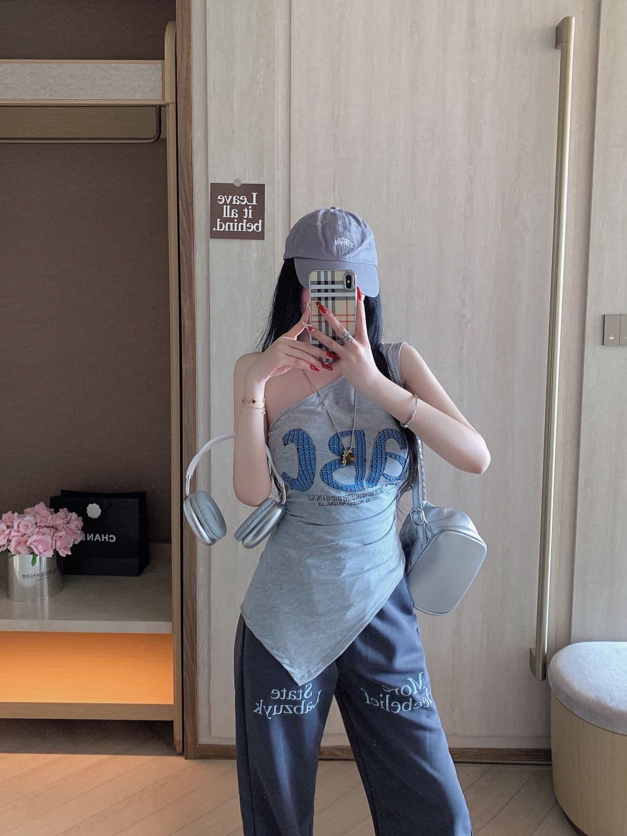 레트로 핫걸 바람 비스듬한 어깨 반팔 티셔츠 여성 셔츠 알파벳 프린트 오프숄더 불규칙 맨위 상세 이미지 6