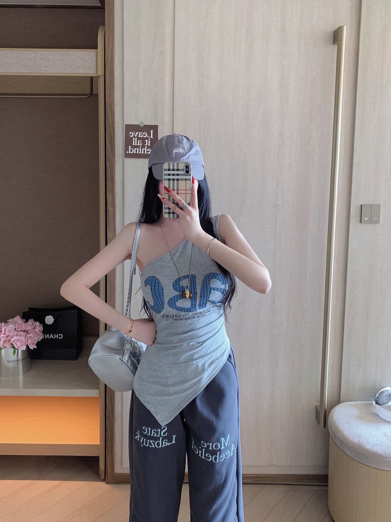 레트로 핫걸 바람 비스듬한 어깨 반팔 티셔츠 여성 셔츠 알파벳 프린트 오프숄더 불규칙 맨위 상세 이미지 7