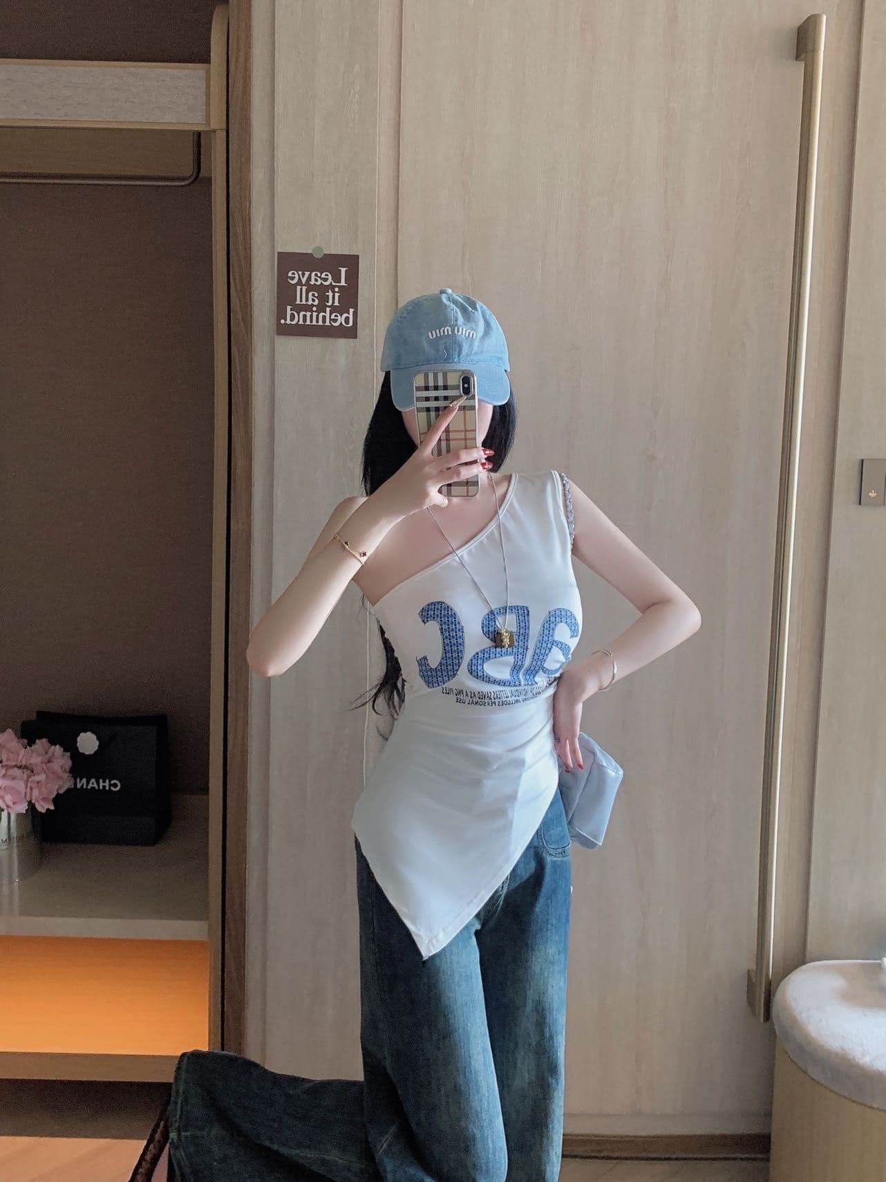 레트로 핫걸 바람 비스듬한 어깨 반팔 티셔츠 여성 셔츠 알파벳 프린트 오프숄더 불규칙 맨위 상세 이미지 8