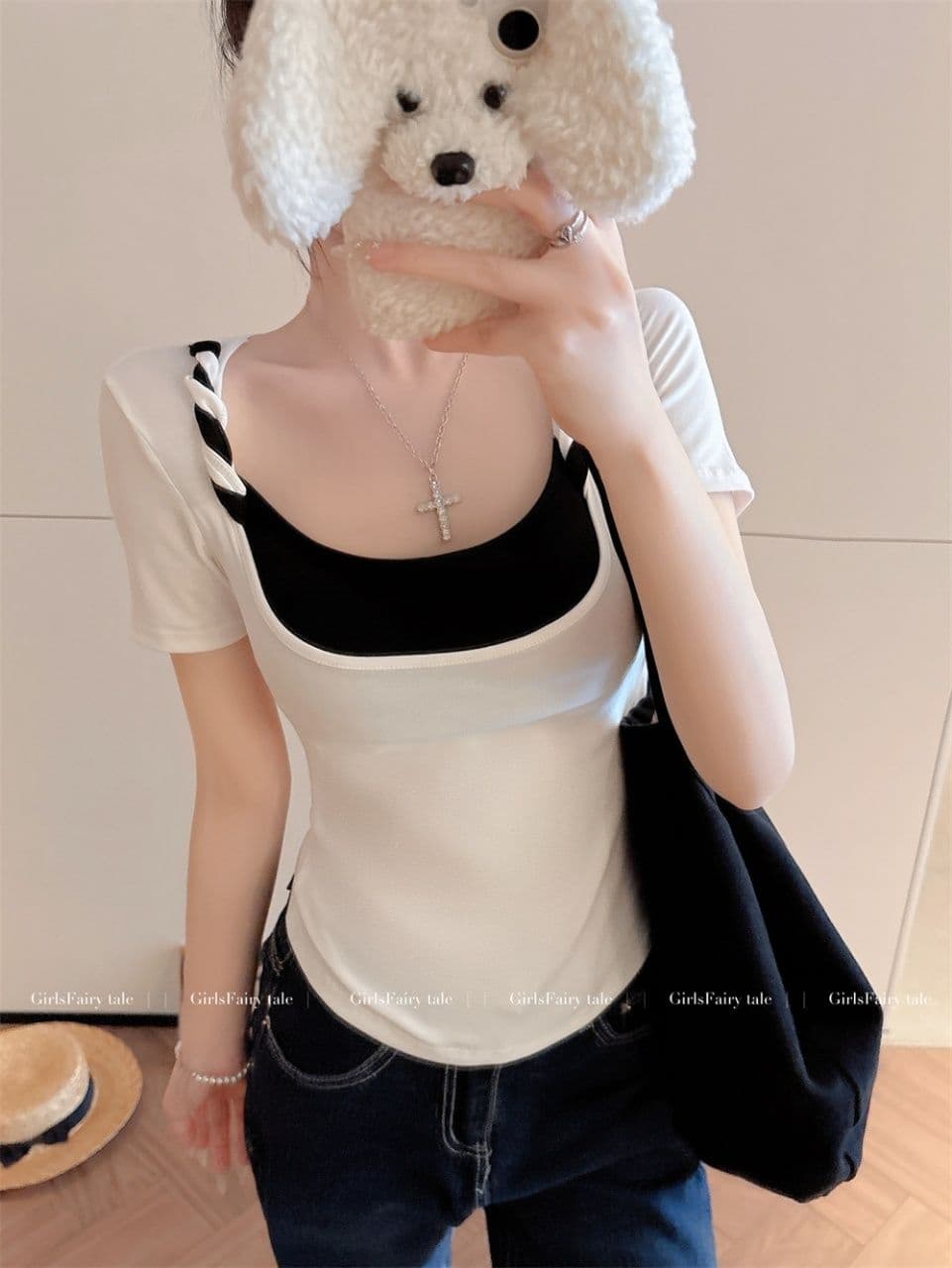 핫걸 바람 페이크 레이어드 배색 u 칼라 반팔 티셔츠 여성 여름 2026 새로운 순수한 욕망 다용도 슬림해 보이는 아름다운 맨위 상세 이미지 7