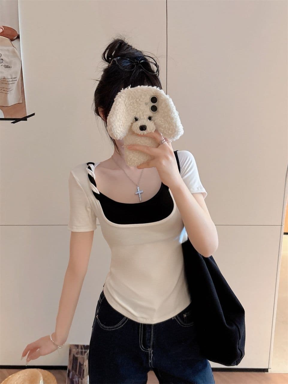 핫걸 바람 페이크 레이어드 배색 u 칼라 반팔 티셔츠 여성 여름 2026 새로운 순수한 욕망 다용도 슬림해 보이는 아름다운 맨위 상세 이미지 8