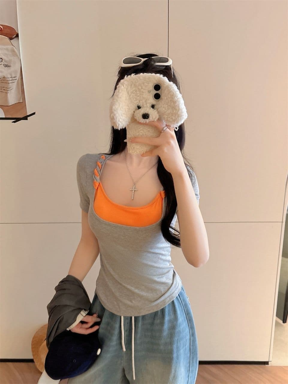 핫걸 바람 페이크 레이어드 배색 u 칼라 반팔 티셔츠 여성 여름 2026 새로운 순수한 욕망 다용도 슬림해 보이는 아름다운 맨위 상세 이미지 10