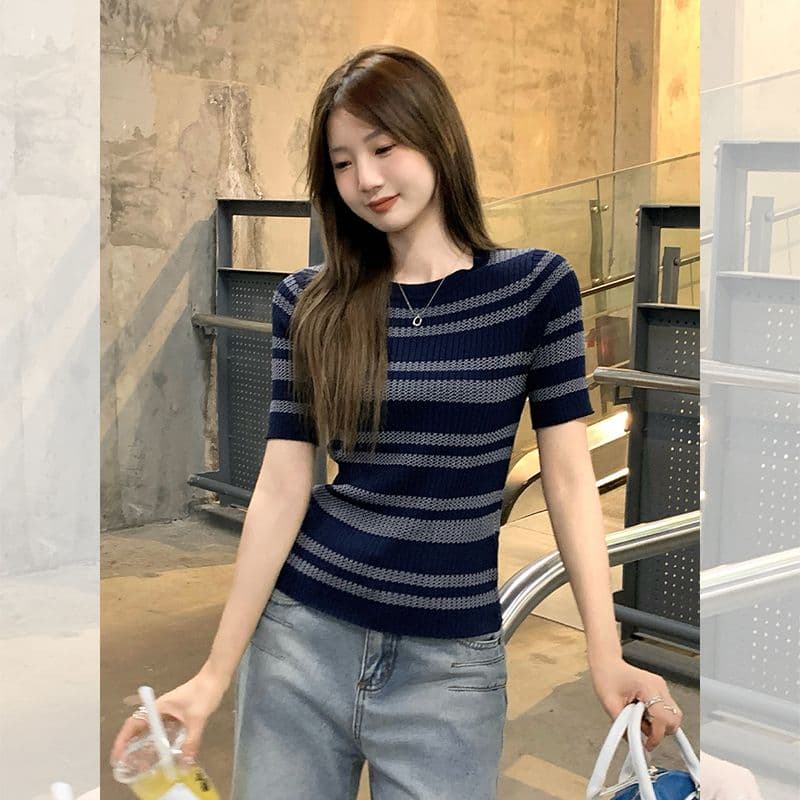 한국 스타일 배색 스트라이프 긍정적 인 어깨 반팔 티셔츠 여성 2026 년 여름 새로운 작은 대중 아니요 명중 섹션 니트 맨위 상세 이미지 6