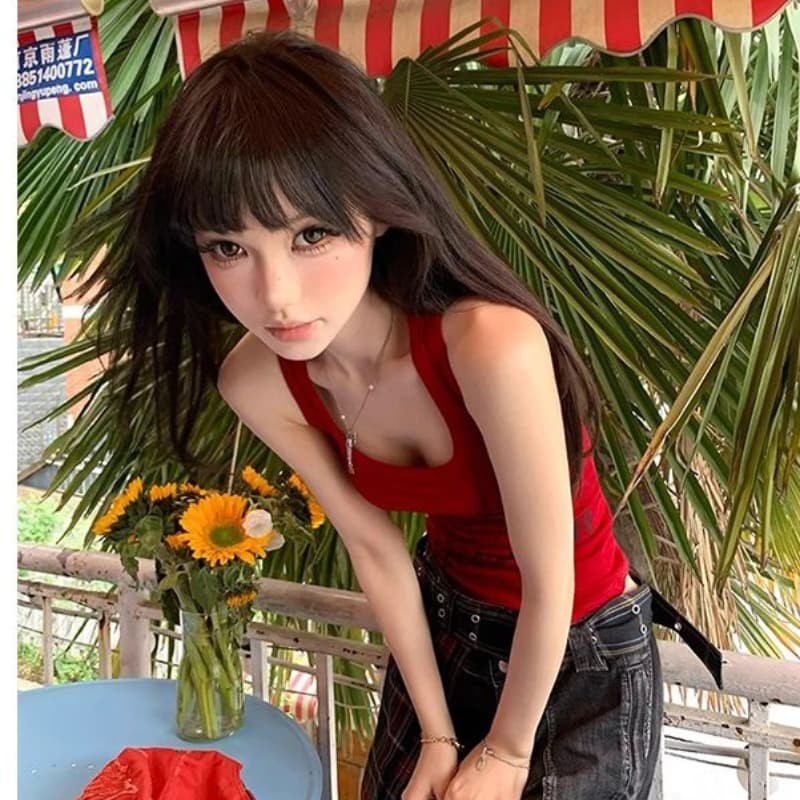 핫걸 낙서 프린트 민소매 단어 작은 조끼 여성 여름 몸매 가꾸기 슬림해 보이는 슬립 외출용 인사이드 잡아라. 의류
