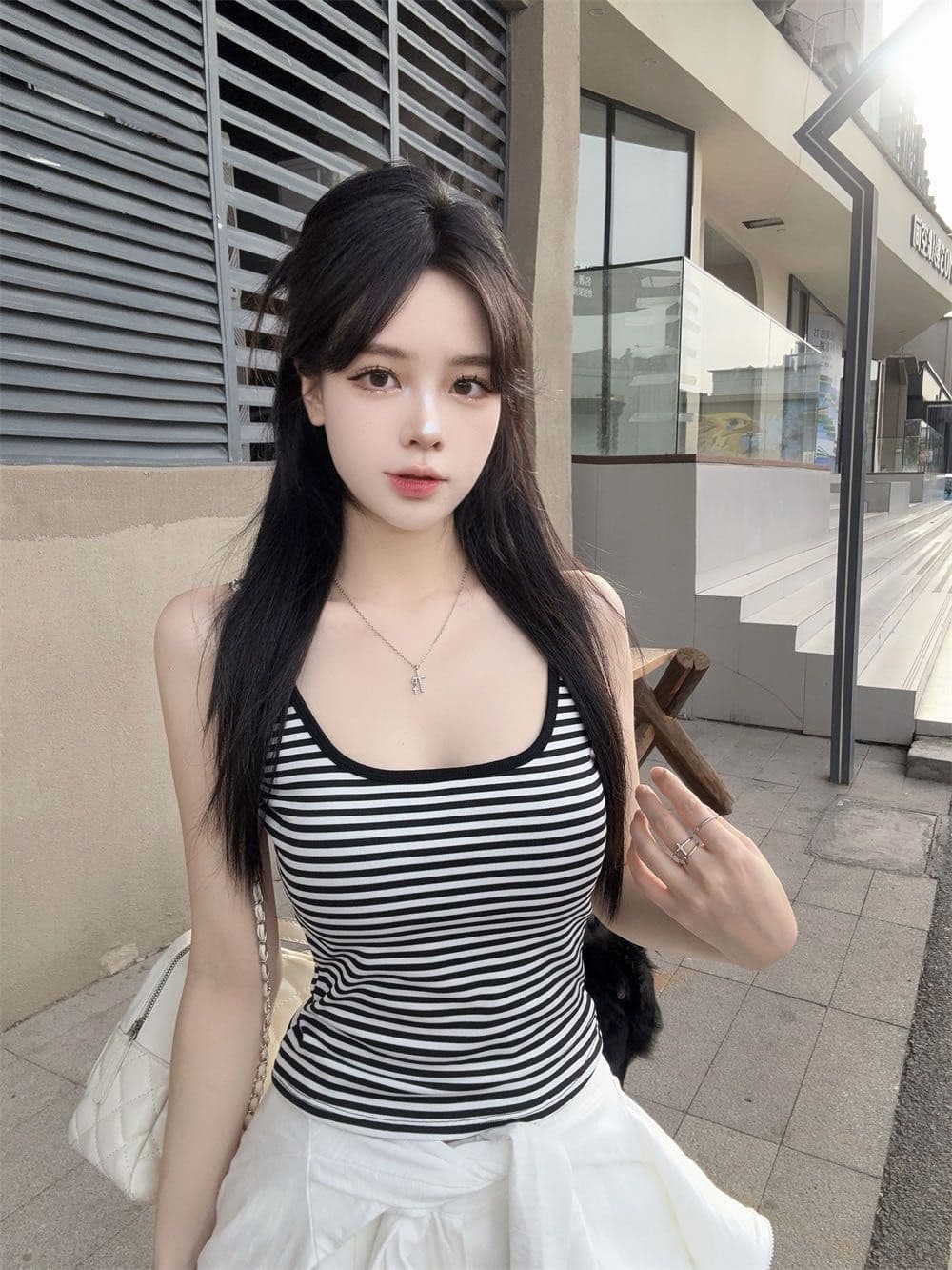 한 부서 캐주얼 바람 스트라이프 가슴 패드 조끼 여성 2026 봄 새로운 유연성 닫기 피팅 몸매 가꾸기 슬림해 보이는 인사이드 잡아라. 의류 상세 이미지 21