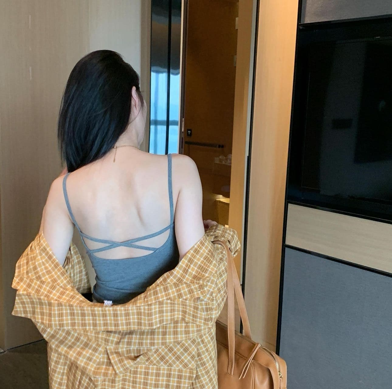 한 부서 캐주얼 바람 스트라이프 가슴 패드 조끼 여성 2026 봄 새로운 유연성 닫기 피팅 몸매 가꾸기 슬림해 보이는 인사이드 잡아라. 의류 상세 이미지 30