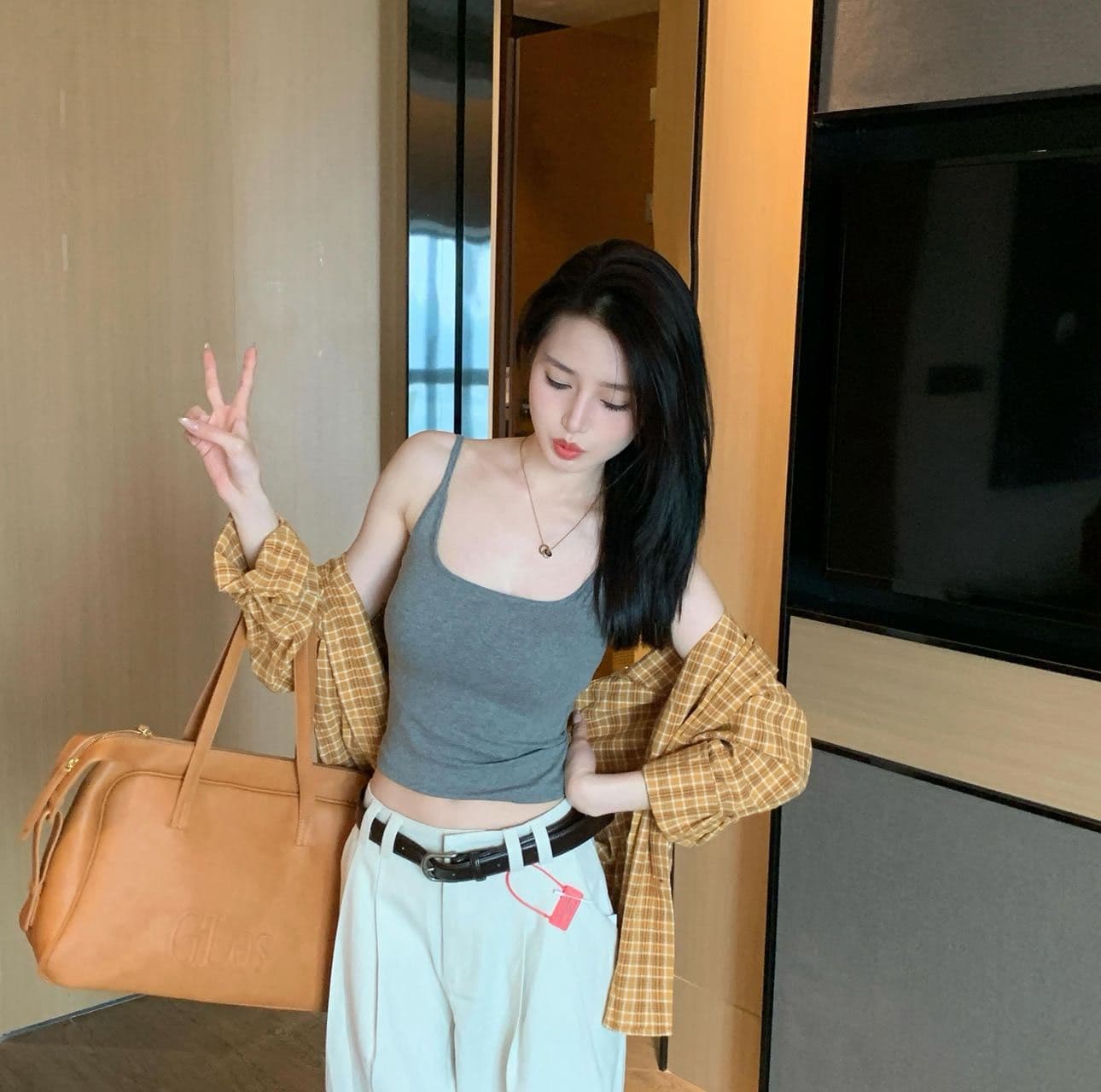 한 부서 캐주얼 바람 스트라이프 가슴 패드 조끼 여성 2026 봄 새로운 유연성 닫기 피팅 몸매 가꾸기 슬림해 보이는 인사이드 잡아라. 의류 상세 이미지 32