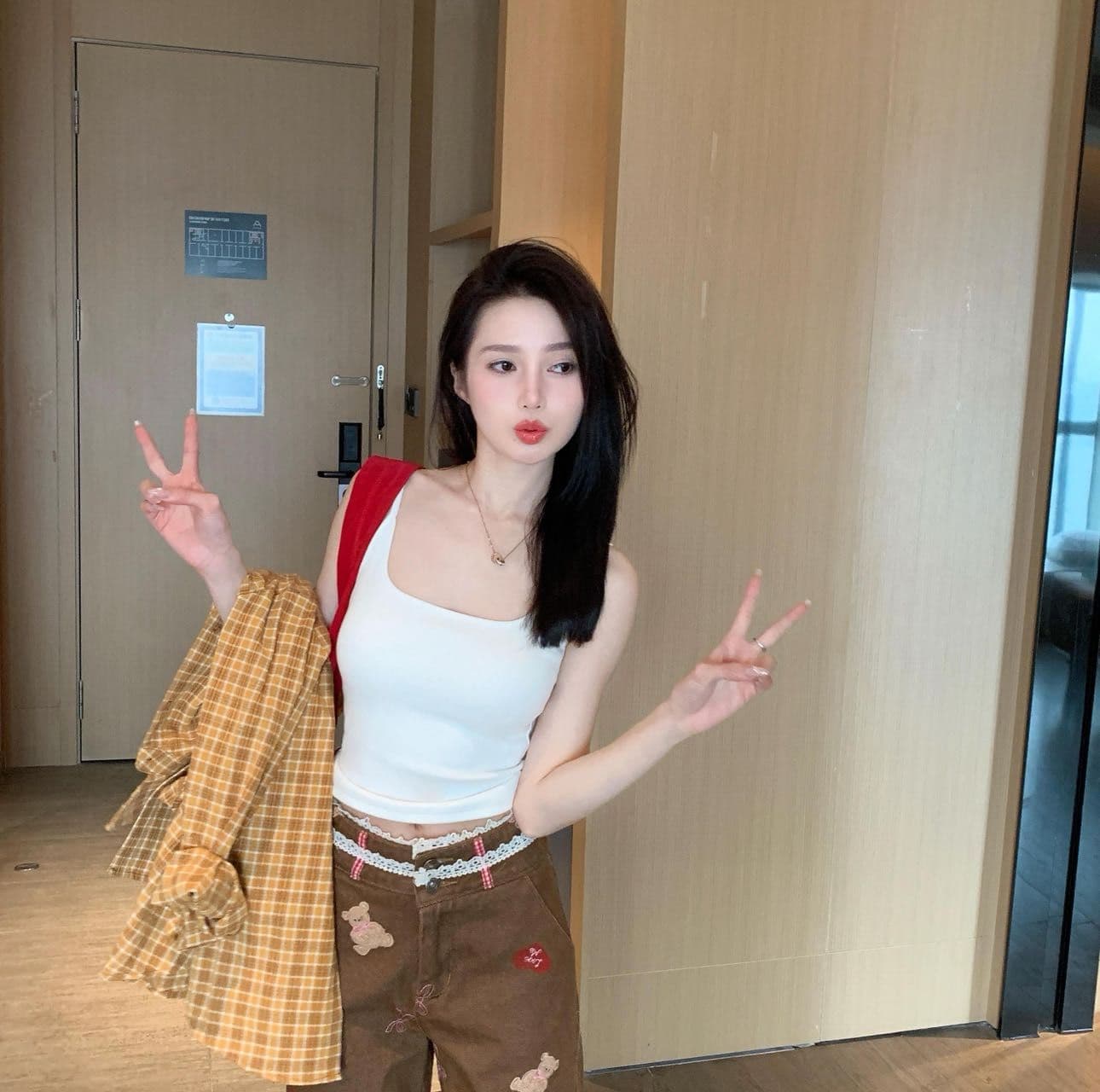 한 부서 캐주얼 바람 스트라이프 가슴 패드 조끼 여성 2026 봄 새로운 유연성 닫기 피팅 몸매 가꾸기 슬림해 보이는 인사이드 잡아라. 의류 상세 이미지 35