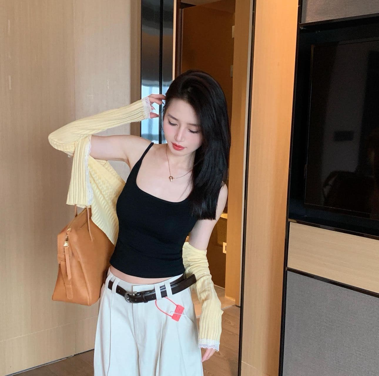 한 부서 캐주얼 바람 스트라이프 가슴 패드 조끼 여성 2026 봄 새로운 유연성 닫기 피팅 몸매 가꾸기 슬림해 보이는 인사이드 잡아라. 의류 상세 이미지 39