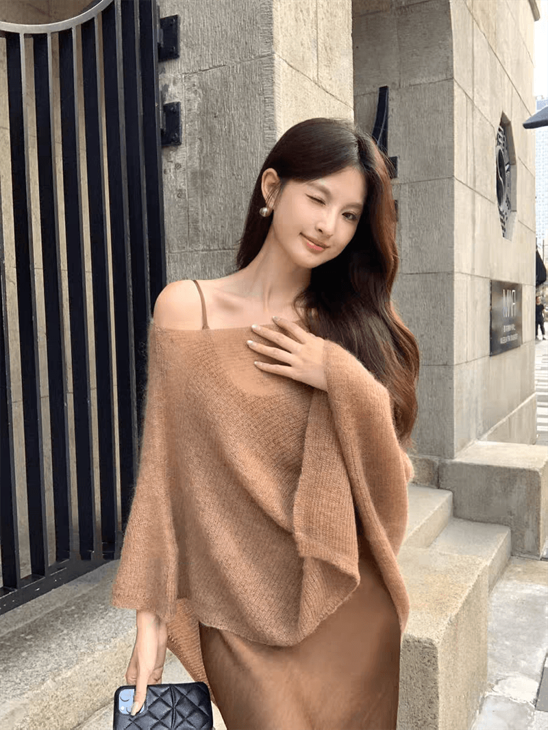 레트로 얇은 스타일 비스듬한 어깨 민소매 니트 스웨터 여성 여름 새로운 한국 스타일 루즈핏 불규칙 망토 블라우스 맨위 트렌디 상세 이미지 12