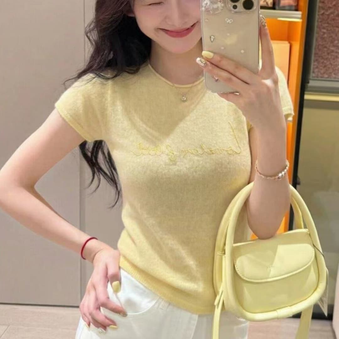 한 부서 황색 알파벳 긍정적 인 어깨 반팔 티셔츠 여성 여름 새로운 슈퍼 화재 연령 감소 자이언트 잘 생긴 아름다운 맨위 이미지 2