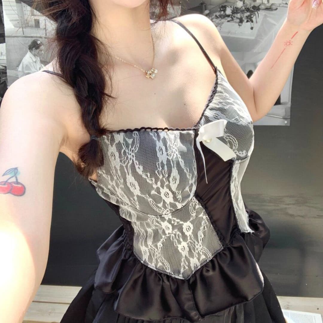 있음 선적 달콤한 스타일 레이스 조각 V넥 프릴 밑단 패치워크 캐미솔 몸매 가꾸기 맨위 이미지 3