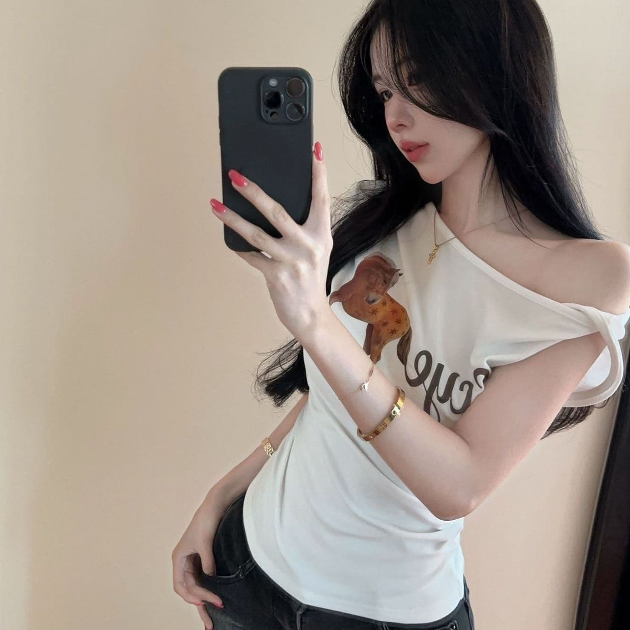 불규칙 작은 말 프린트 비스듬한 어깨 반팔 티셔츠 여성 여름 순수한 욕망 핫걸 오프숄더 튜브탑 맨위 디자인 센스 상세 이미지 19