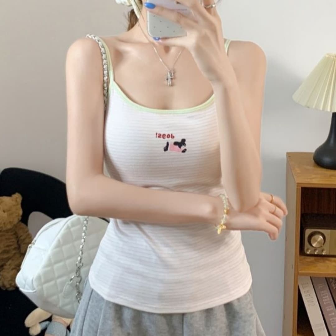 만화 강아지 자수 배색 캐미솔 여름 몸매 가꾸기 인사이드 가져 가라. 슬림해 보이는 만나는 쇼트 스타일 켜기 벨트 가슴 패드 이미지 4