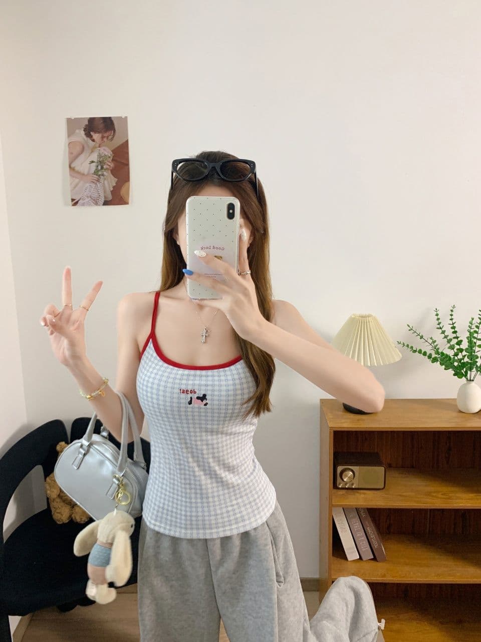 만화 강아지 자수 배색 캐미솔 여름 몸매 가꾸기 인사이드 가져 가라. 슬림해 보이는 만나는 쇼트 스타일 켜기 벨트 가슴 패드 상세 이미지 3