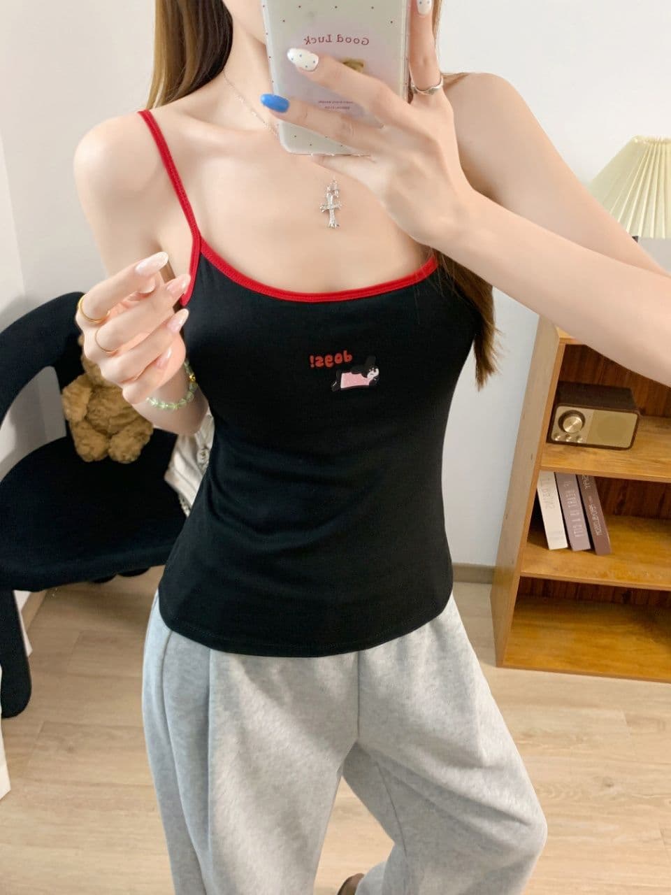 만화 강아지 자수 배색 캐미솔 여름 몸매 가꾸기 인사이드 가져 가라. 슬림해 보이는 만나는 쇼트 스타일 켜기 벨트 가슴 패드 상세 이미지 16