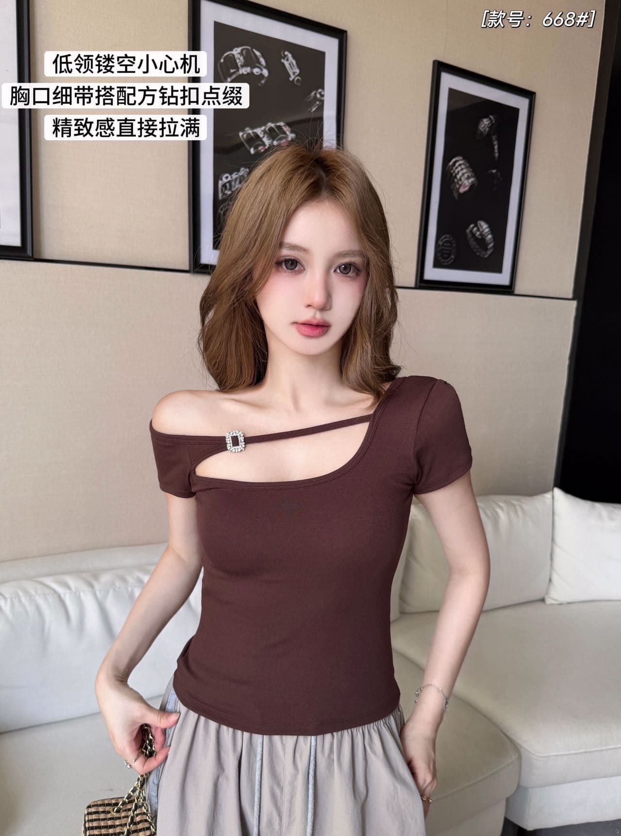 오프숄더 아름다움 멜빵 가슴 패드 반팔 t 셔츠 여성 봄 여름 작은 대중 디자인 센스 순수한 욕망 몸매 가꾸기 슬림해 보이는 인사이드 잡아라. 의류 상세 이미지 4