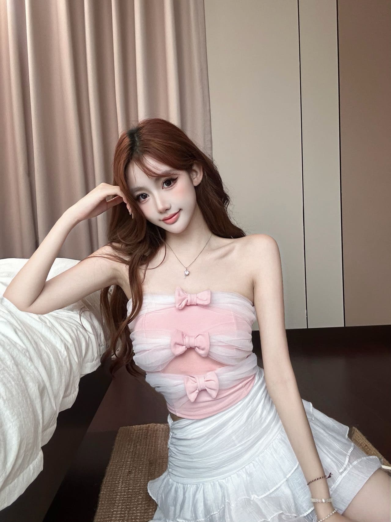 한 부서 작은 샤넬 스타일 프린트 스카프 폴로 칼라 반팔 티셔츠 여성 여름 새로운 몸매 가꾸기 슬림해 보이는 품격 만나는 맨위 상세 이미지 1