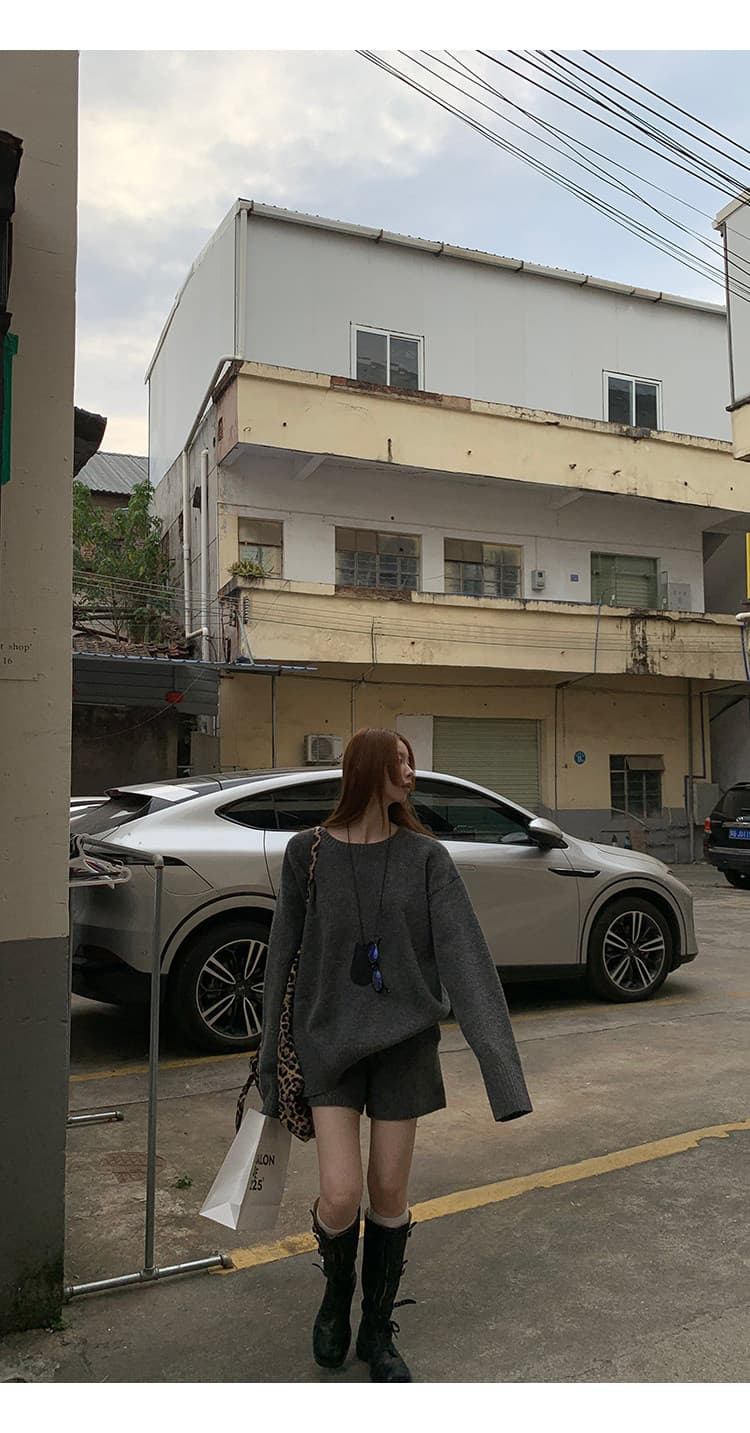 한 부서 느긋한 바람 부드러운 찹쌀 스웨터 여자 가을 겨울철 2026 새로운 라운드 넥 디자인 센스 루즈핏 니트 스웨터 투피스 세트 상세 이미지 20