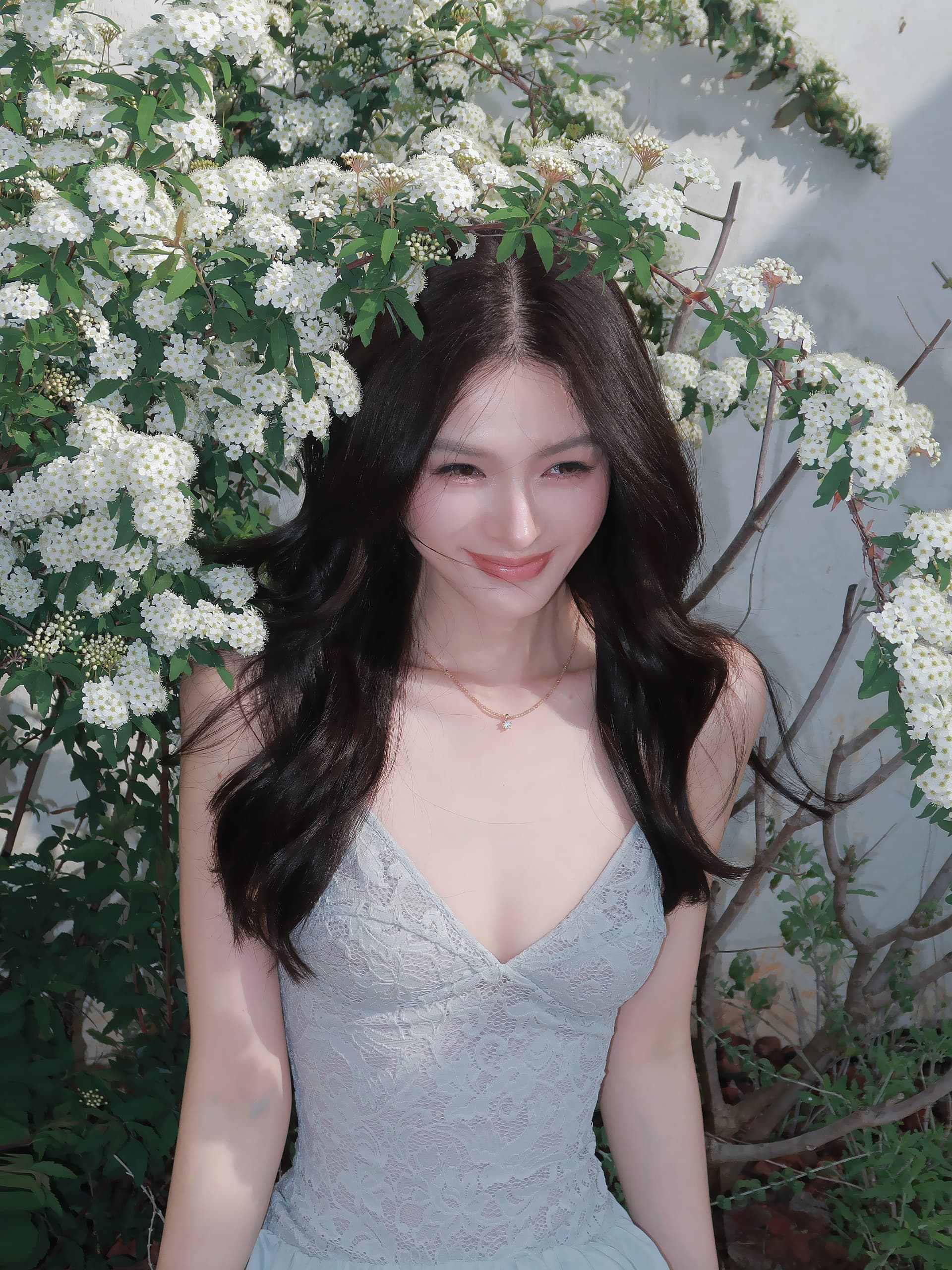 lienni2026 봄 여름 새로운 품격 허리 수축 슬림해 보이는 세트 염색 패치워크 레이스 롱 코트 슬립 여성 드레스 상세 이미지 19