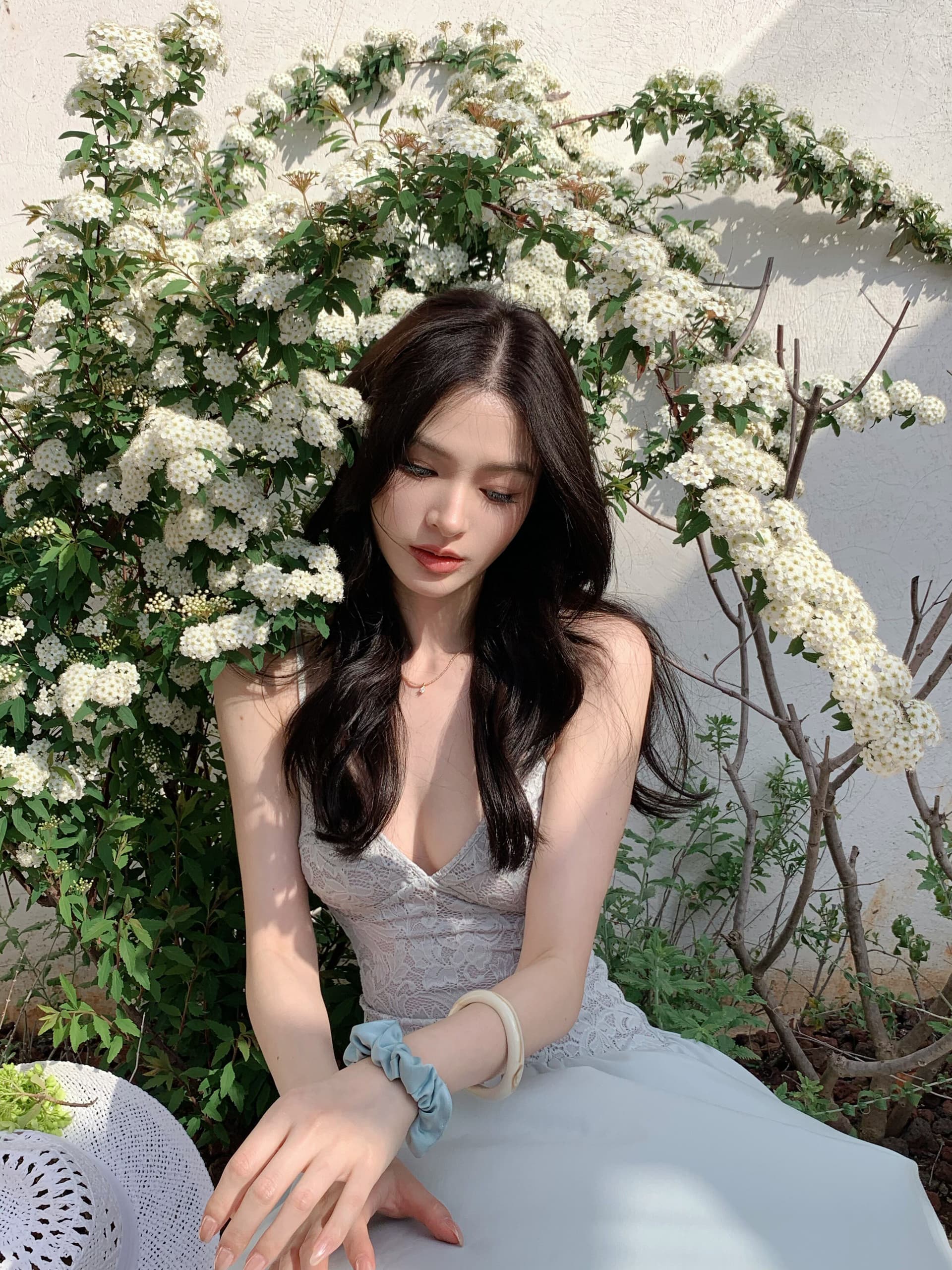 lienni2026 봄 여름 새로운 품격 허리 수축 슬림해 보이는 세트 염색 패치워크 레이스 롱 코트 슬립 여성 드레스 상세 이미지 27