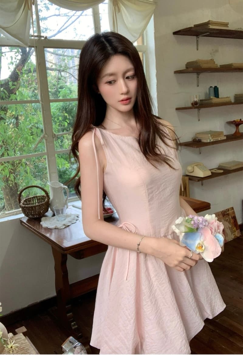 재고 있음 nola vina 달콤함 천 금빛 바람 민소매 꽃밭 여성 드레스 여름 허리 수축 슬림해 보이는 삼색 중간 길이 스커트 상세 이미지 9