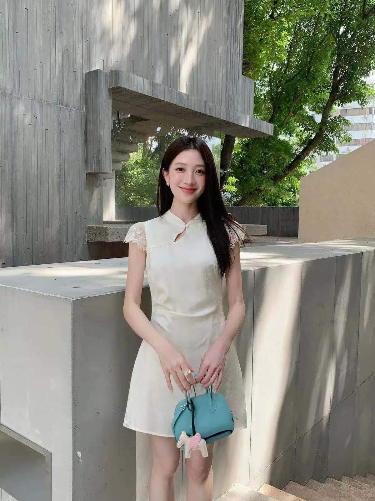 uone 여름 한국 스타일 전원 낭만주의 신선함 레이스 조각 쇼트 스타일 치마 자카드 슬림해 보이는 드레스 상세 이미지 14