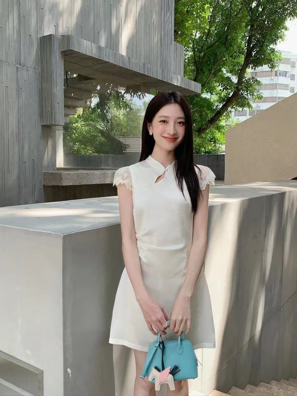 uone 여름 한국 스타일 전원 낭만주의 신선함 레이스 조각 쇼트 스타일 치마 자카드 슬림해 보이는 드레스 상세 이미지 15