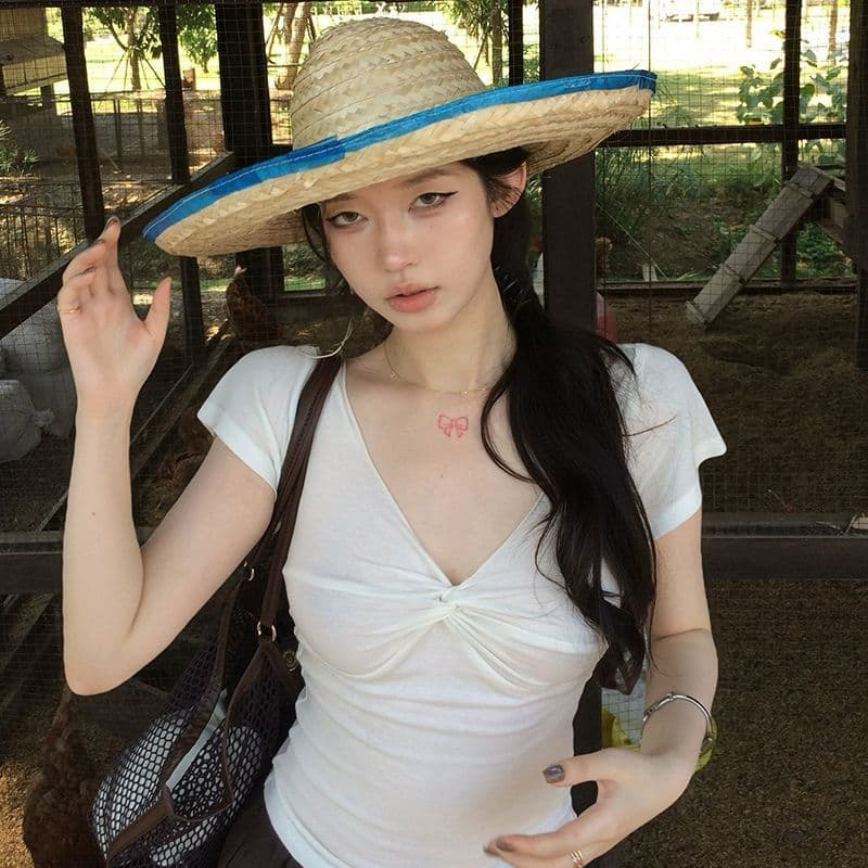 sheepland 천사 피부 V넥 비틀림 반팔 티셔츠 여성 봄 여름 느긋한 슬림해 보이는 맨위 이미지 4