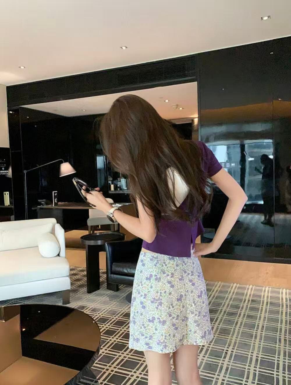 뒤로 트임 비틀림 작은 대중 디자인 센스 티셔츠 신선함 꽃무늬 반신 스커트 투피스 세트 세트 이미지 5