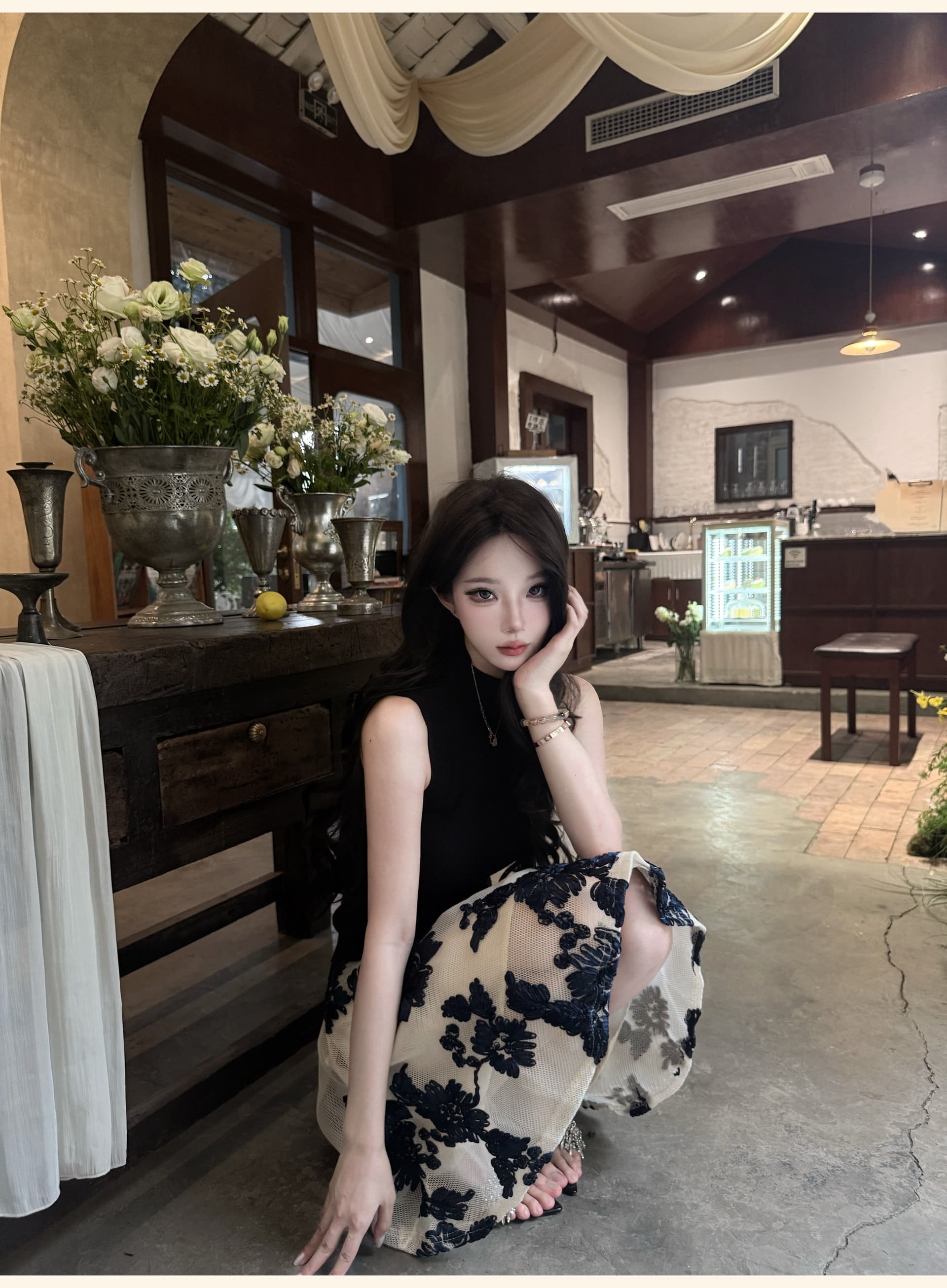 awmumu 프랑스식 명문 여성 바람 파란색 자수 꽃 반신 스커트 여성 몸매 가꾸기 슬림해 보이는 하이웨이스트 퍼프 스커트 상세 이미지 7