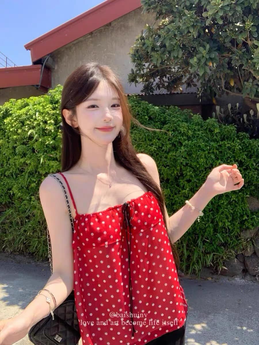 도파민 바람 빨간색 도트 무늬 패치워크 프릴 슬립 쉬폰 루즈핏 슬림해 보이는 만나는 외출용 백리스 맨위 여성 상세 이미지 7