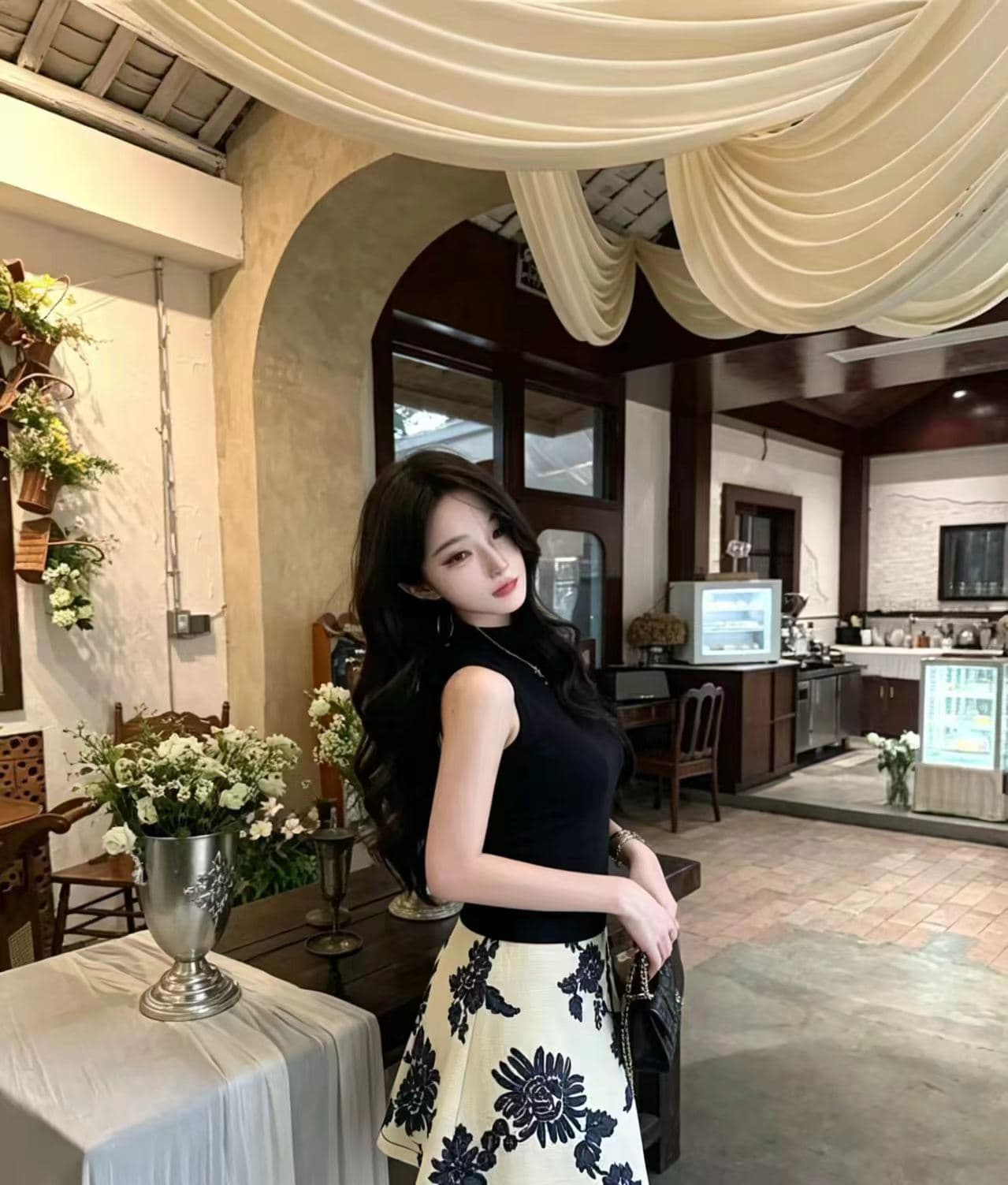 프랑스식 명문 여성 바람 파란색 자수 꽃 반신 스커트 여성 몸매 가꾸기 슬림해 보이는 하이웨이스트 미니 스커트 상세 이미지 3