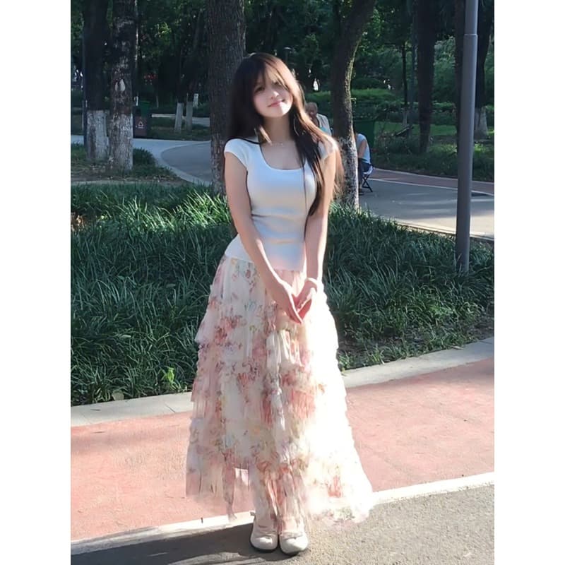 초여름 달콤함 착용 가져 가라. 전체 집합 자이언트 잘 생긴 미니멀리즘 몸매 가꾸기 맨위 망사 꽃무늬 케이크 반신 스커트 투피스 세트 상세 이미지 2