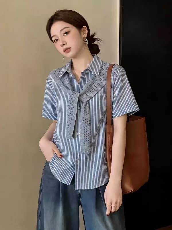 수 있습니다. 소금 수 있습니다. 달콤한 파란색 스트라이프 긍정적 인 어깨 반팔 여성 셔츠 2026 여름 새로운 빅 사이즈 지방 mm 숄 스택 착용 맨위 이미지 3
