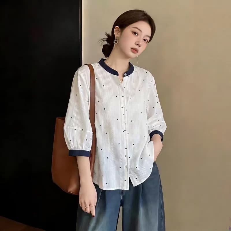 화이트 베이비 칼라 도트 무늬 반팔 여성 셔츠 2026 새로운 여름 빅 사이즈 지방 mm 자이언트 잘 생긴 인형 셔츠 맨위 상세 이미지 2